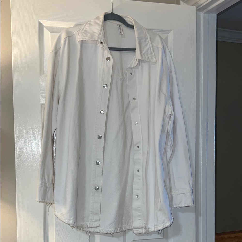 Zara Ivory Button-Up Shirt with Metallic Accents